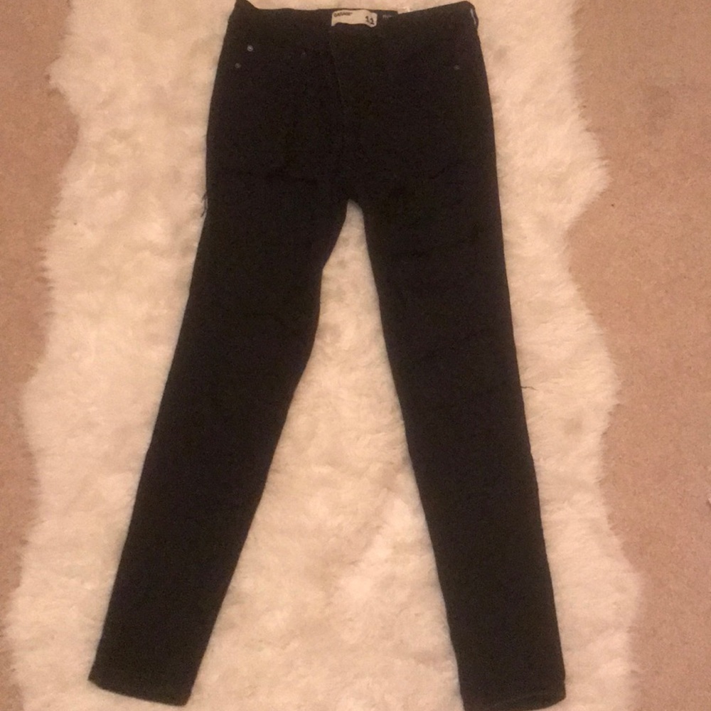 Black distressed jeans